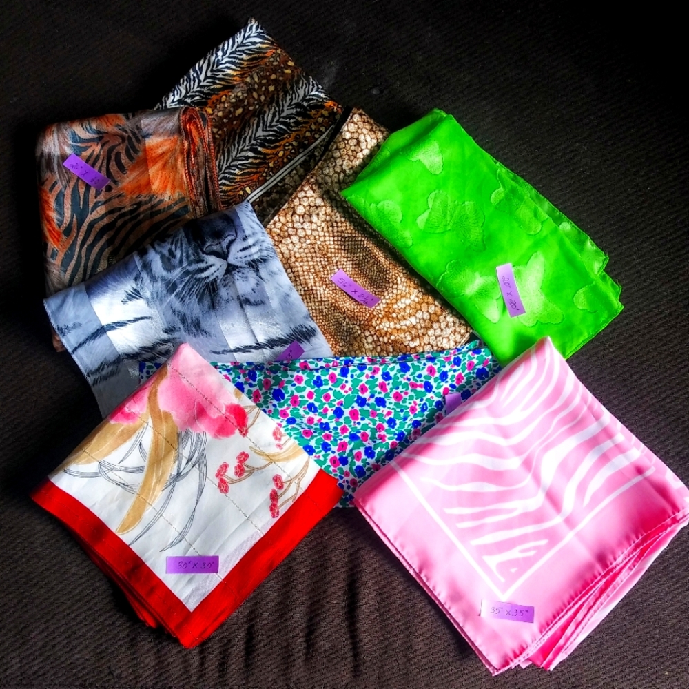 Scarves/8 Various Sizes